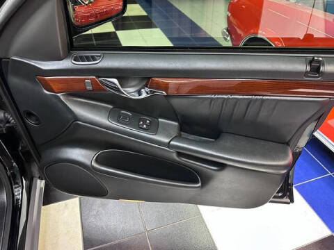 2001 Cadillac DeVille DHS