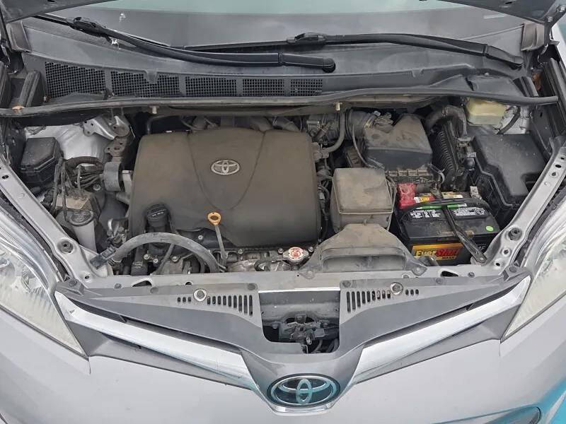 2018 Toyota Sienna XLE 8-Passenger