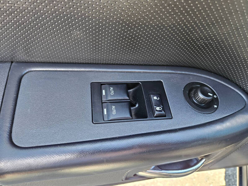2013 Dodge Challenger SXT