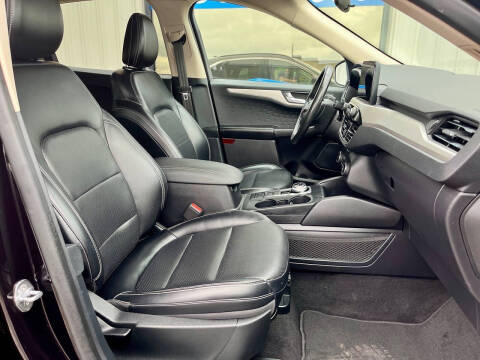 2020 Ford Escape SEL