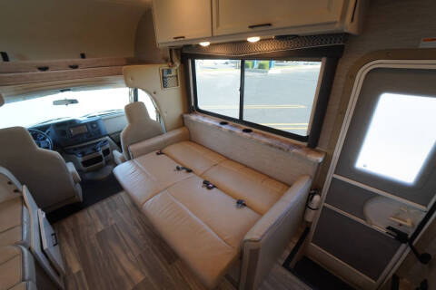 2021 Thor Motor Coach Four Winds