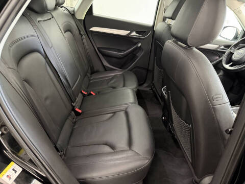 2016 Audi Q3 2.0T quattro Premium Plus