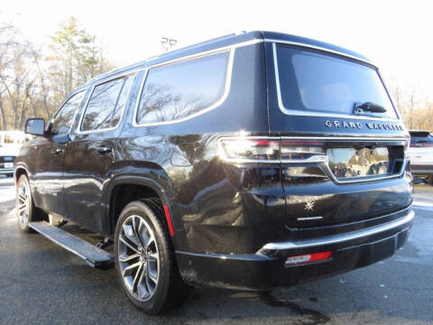 2022 Jeep Grand Wagoneer Series III