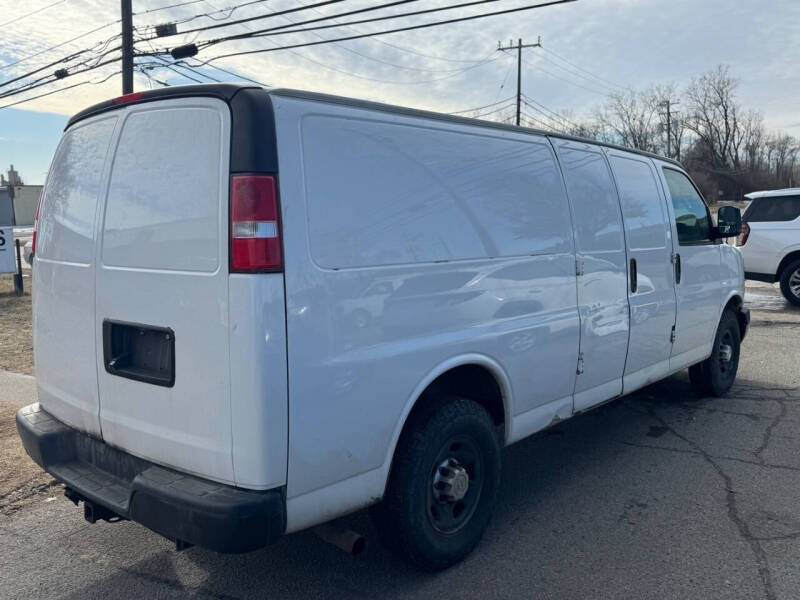 2016 Chevrolet Express 2500