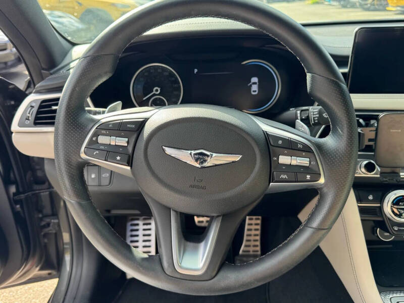 2023 Genesis G70