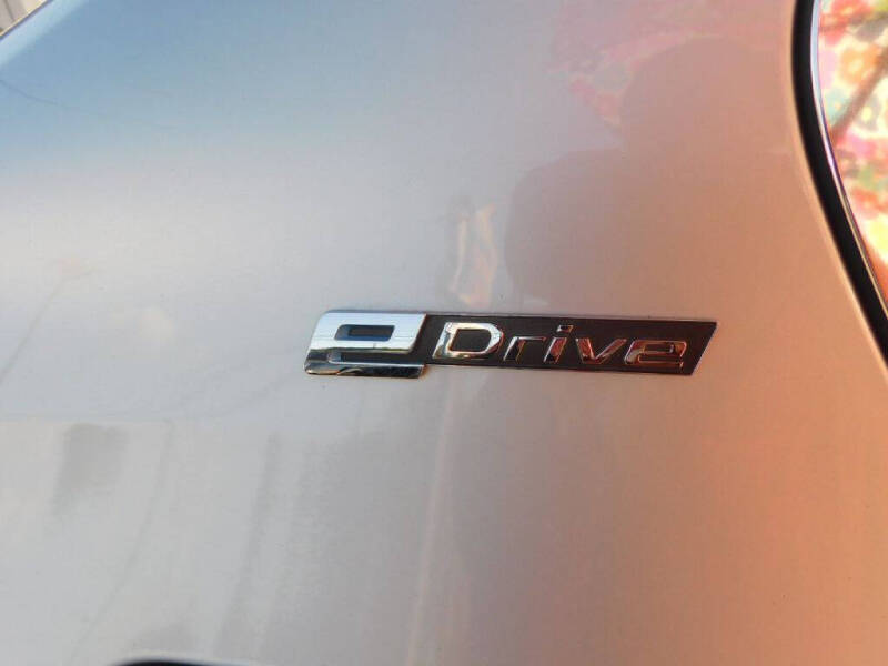 2017 BMW 3 Series 330e iPerformance