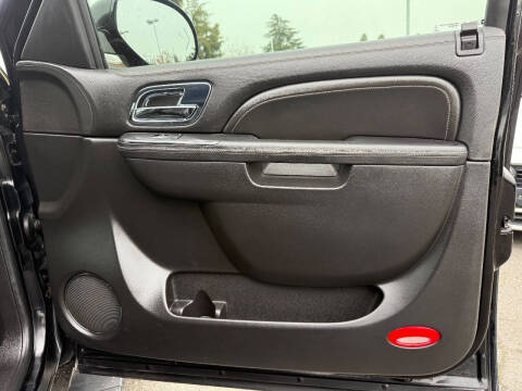 2014 Cadillac Escalade Platinum