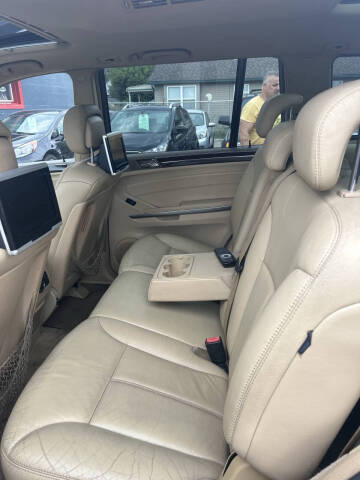 2009 Mercedes-Benz GL-Class GL 550 4MATIC