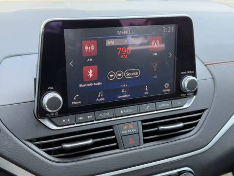 2022 Nissan Altima 2.5 SR