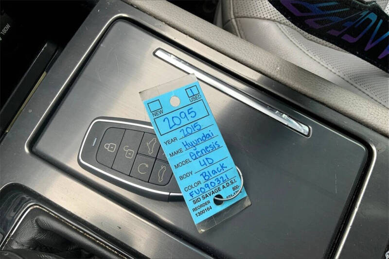 2015 Hyundai Genesis