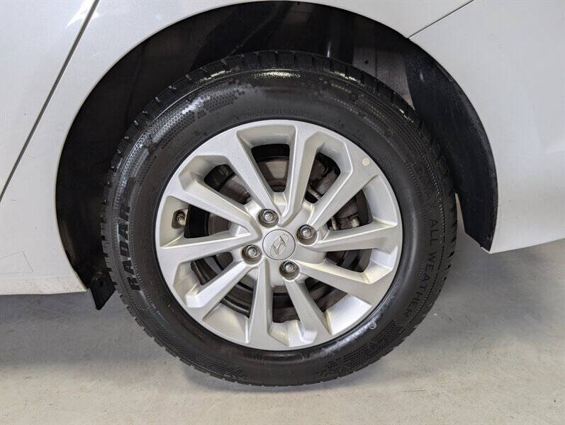 2022 Hyundai Accent SEL