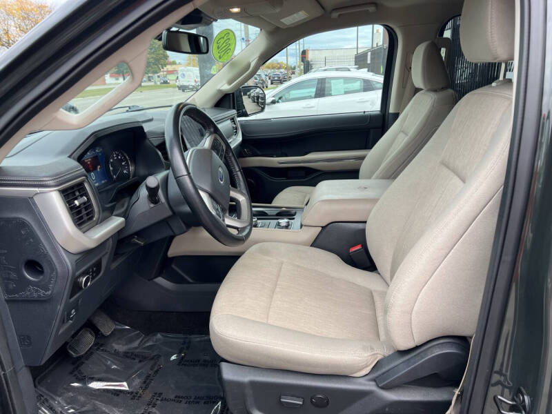 2023 Ford Expedition XLT