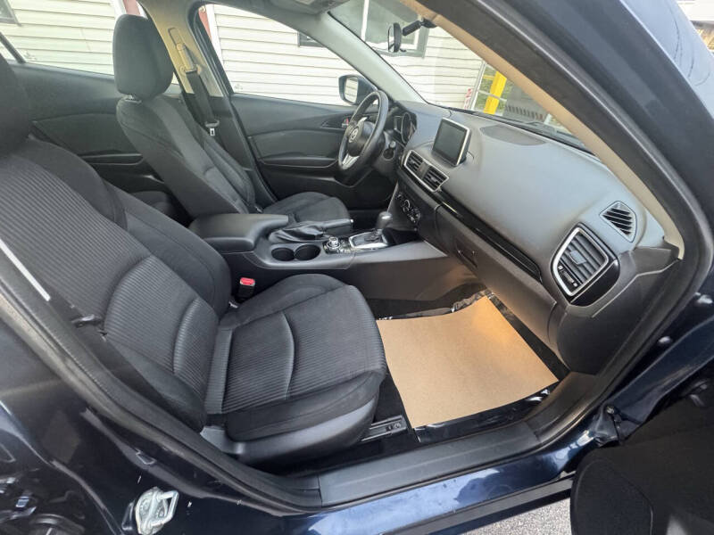 2016 Mazda MAZDA3 i Sport