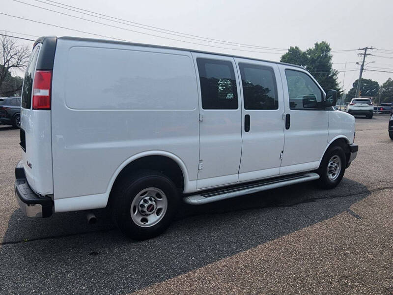 2023 GMC Savana 2500