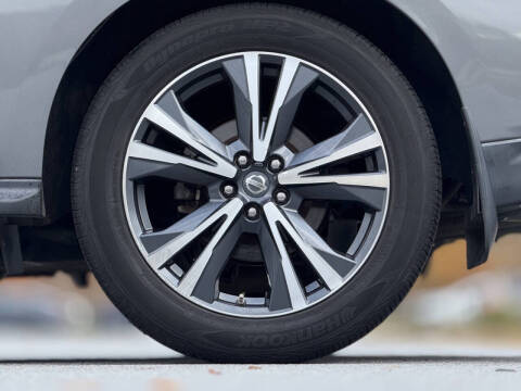 2018 Nissan Pathfinder Platinum