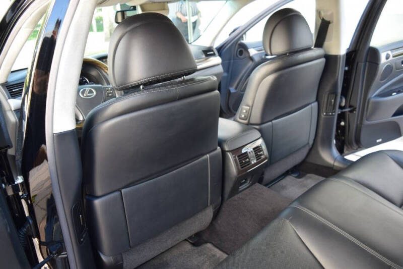 2013 Lexus LS 460