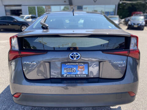 2019 Toyota Prius XLE