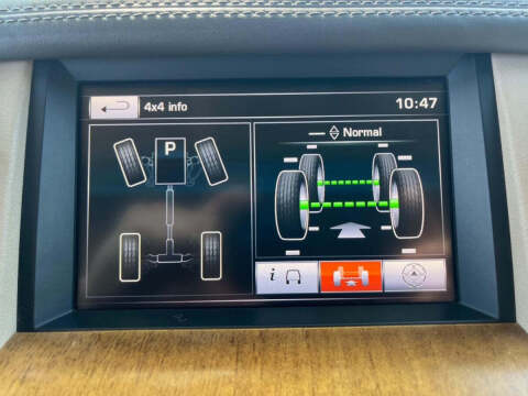 2016 Land Rover LR4 HSE LUX