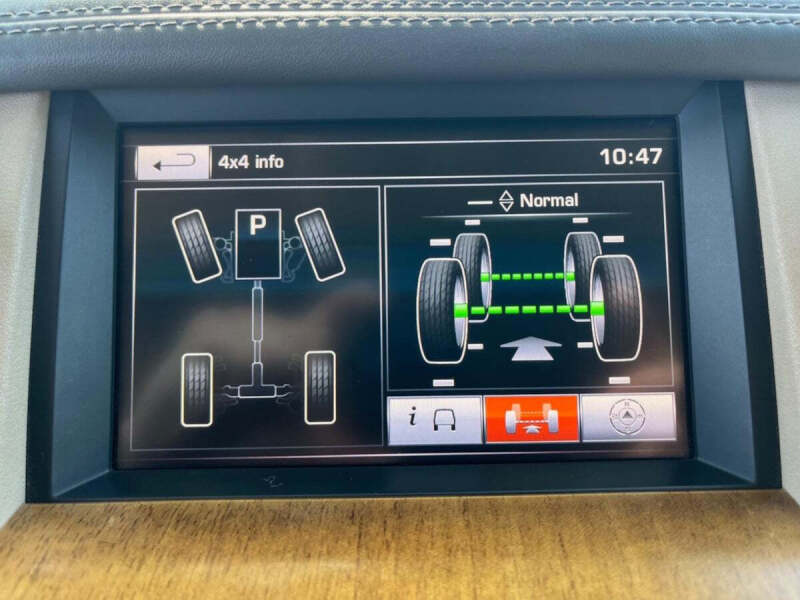 2016 Land Rover LR4 HSE LUX