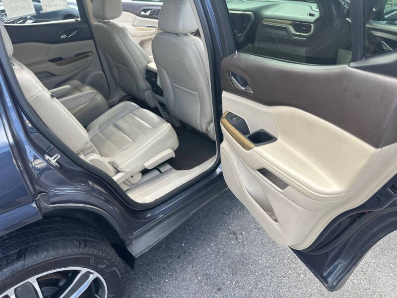 2018 GMC Acadia Denali