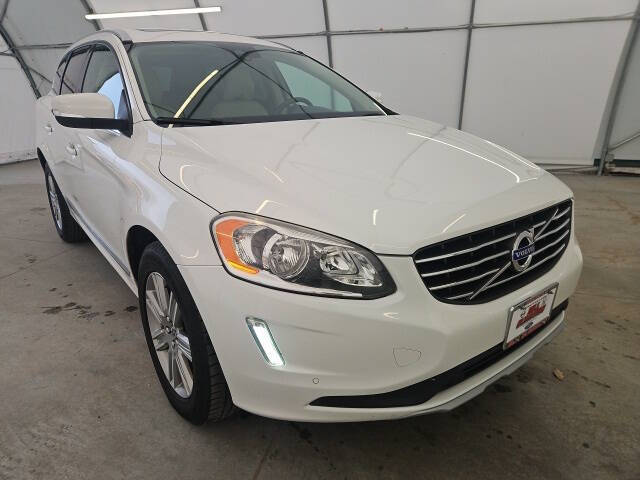 2016 Volvo XC60 T6 Drive-E