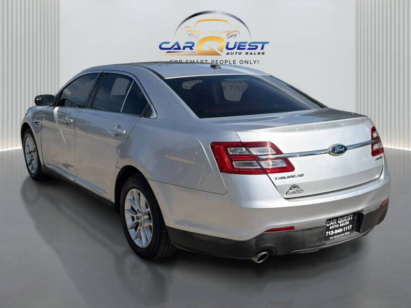 2014 Ford Taurus SE