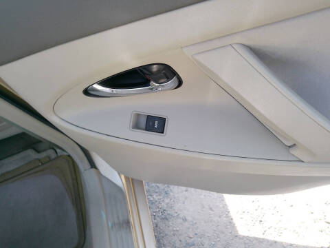 2010 Toyota Camry LE