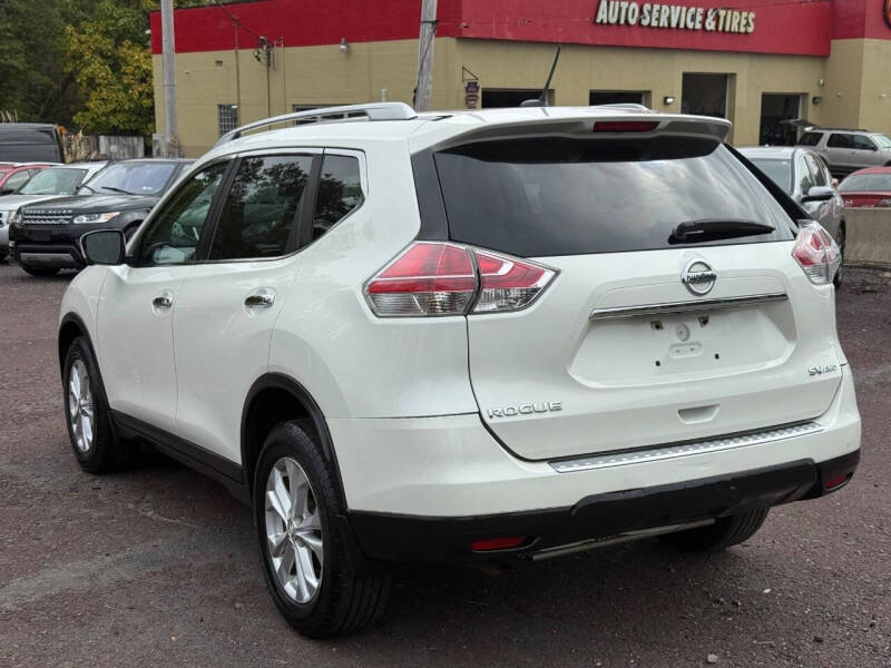 2016 Nissan Rogue SV