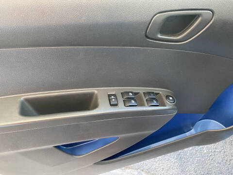 2013 Chevrolet Spark 1LT Auto