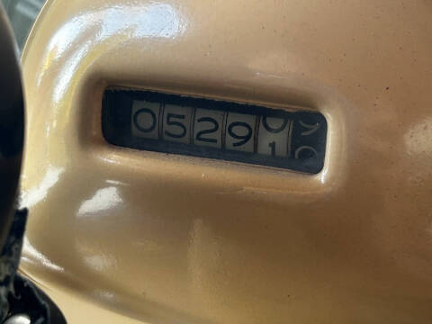 1949 Oldsmobile Futuramic 76