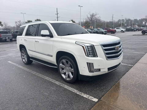2018 Cadillac Escalade Luxury