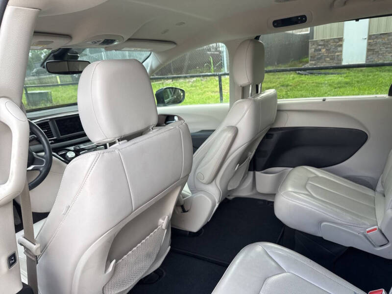 2021 Chrysler Voyager LXi