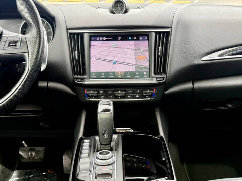 2023 Maserati Levante Modena