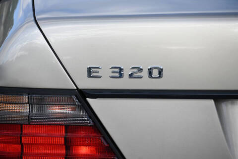 1995 Mercedes-Benz E-Class E 320