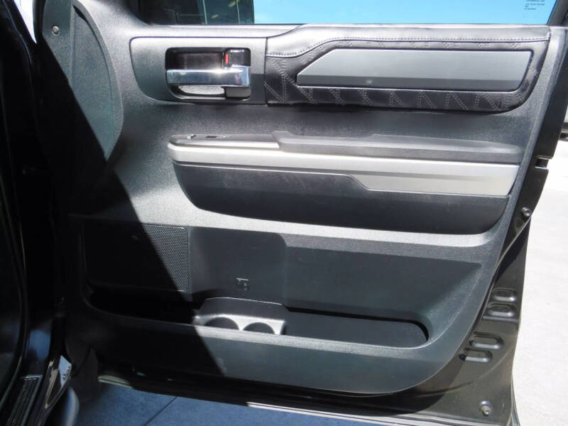 2017 Toyota Tundra Platinum