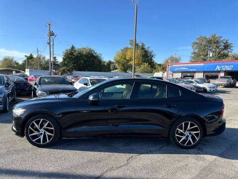 2019 Volvo S60 T5 Momentum