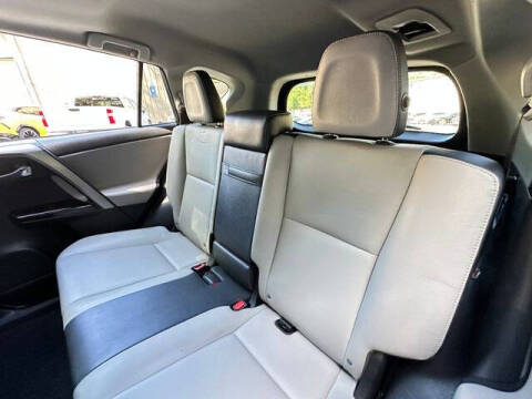 2018 Toyota RAV4 Hybrid Limited