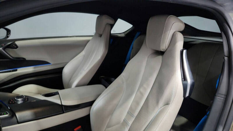 2014 BMW i8