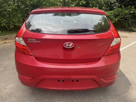 2016 Hyundai Accent SE