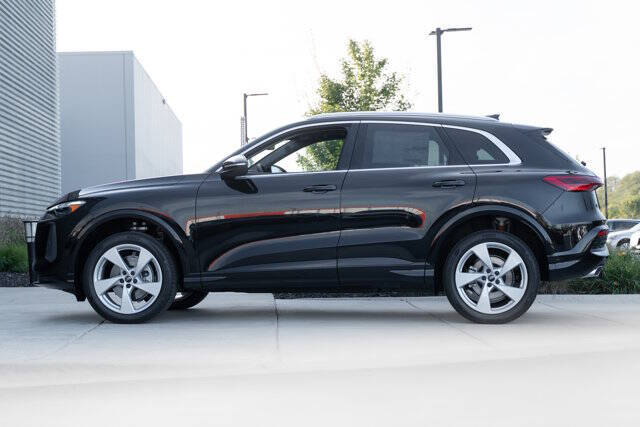 2025 Audi Q5 quattro Premium Plus TFSI