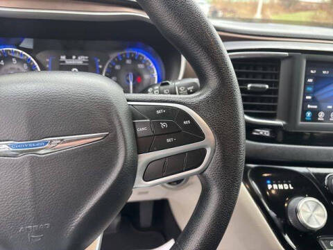 2020 Chrysler Voyager LXi