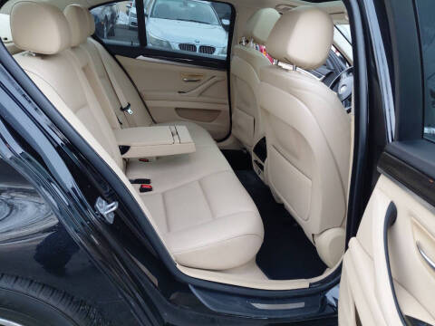 2014 BMW 5 Series 528i