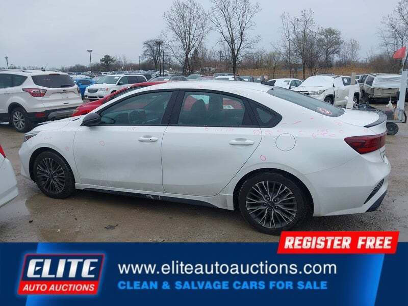 2024 Kia Forte GT-Line