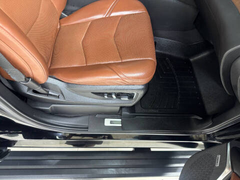 2020 Cadillac Escalade Premium Luxury