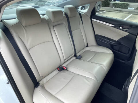 2018 Honda Civic Touring