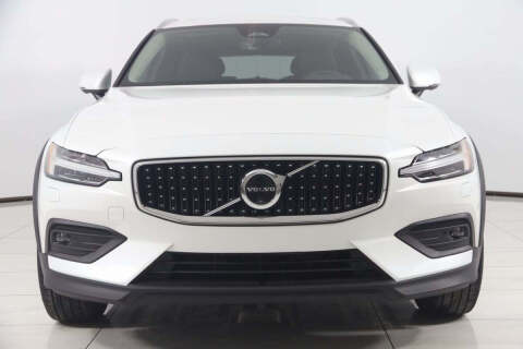 2024 Volvo V60 Cross Country B5 Plus