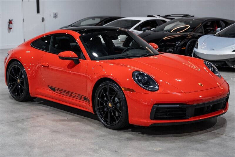 2021 Porsche 911 Carrera