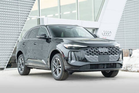 2025 Audi Q5 quattro Premium TFSI