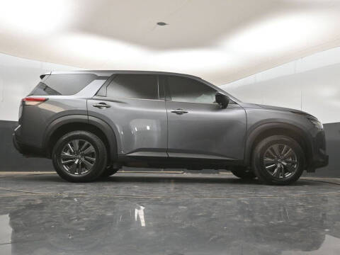2023 Nissan Pathfinder S