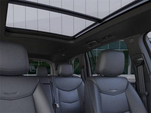 2025 Cadillac XT6 Luxury